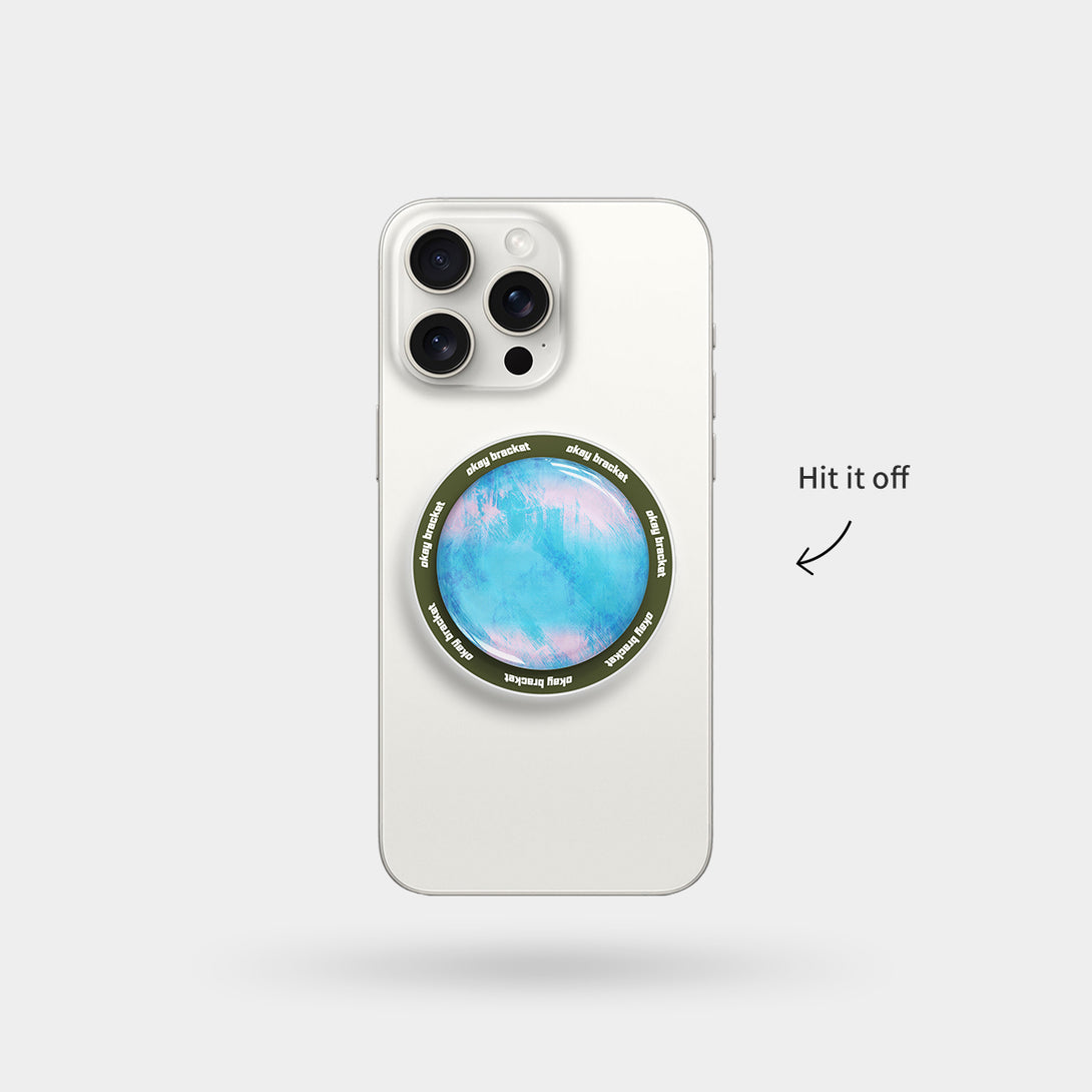 Girl's Thoughts - Airbag Grip For MagSafe