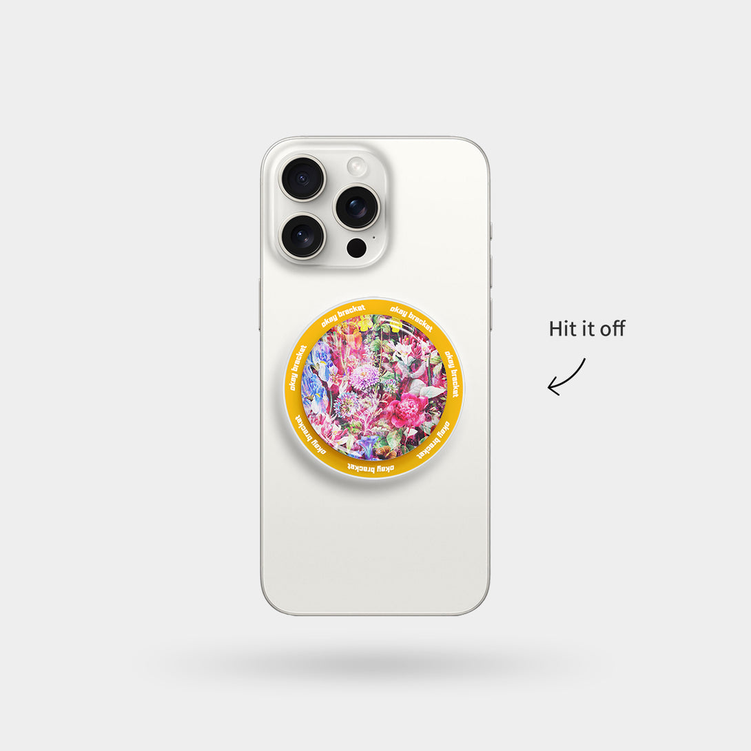 In The Charming Flowers - Airbag Grip For MagSafe