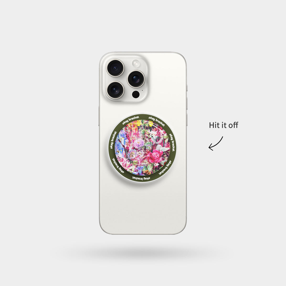 In The Charming Flowers - Airbag Grip For MagSafe
